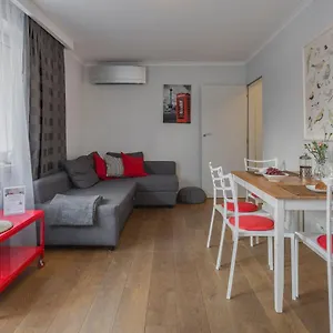 https://excell-in-beautiful-apartment.hotelswroclaw.com